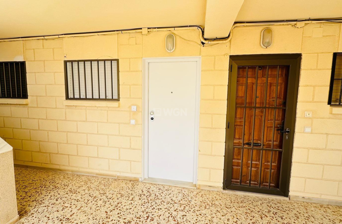 Wiederverkauf - Wohnung - Torrevieja - Cabo Cervera