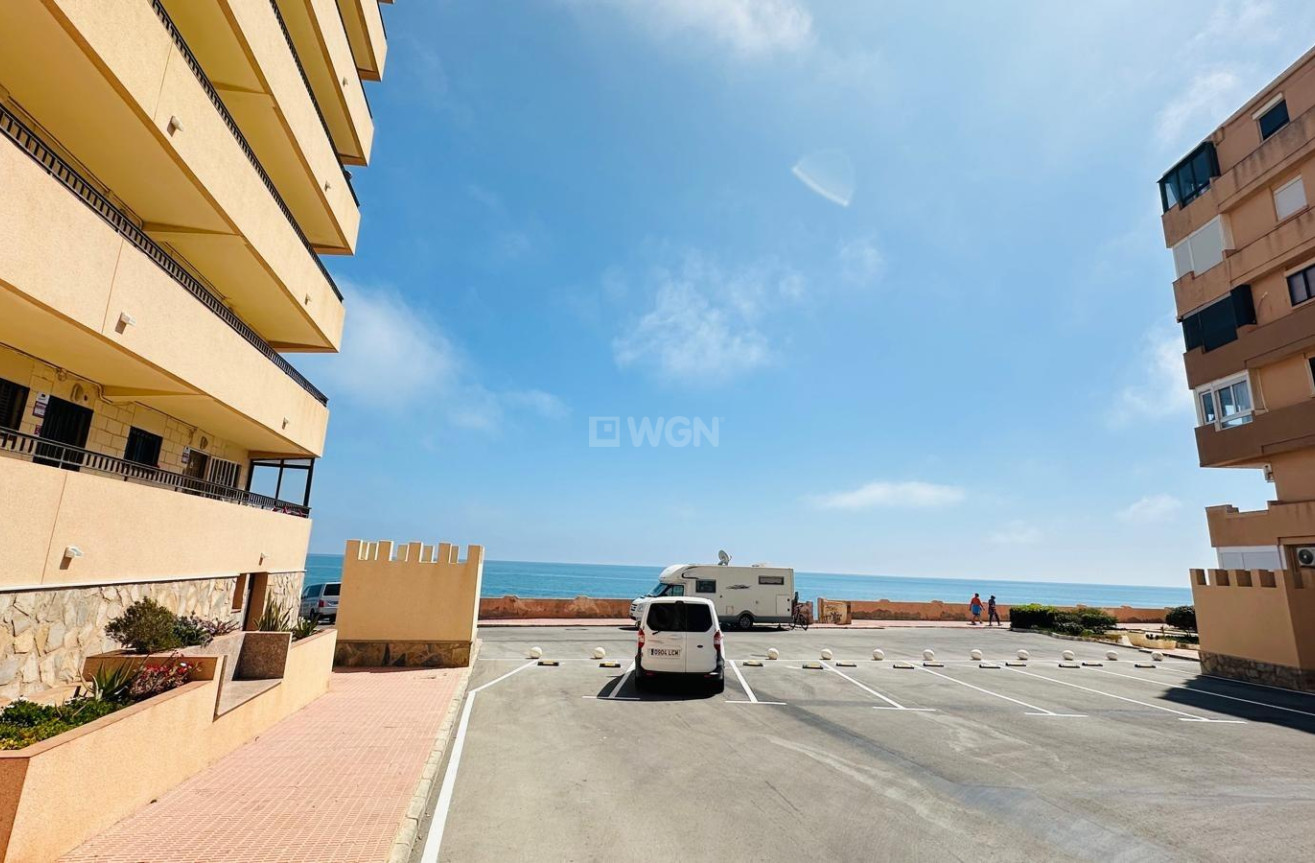 Wiederverkauf - Wohnung - Torrevieja - Cabo Cervera