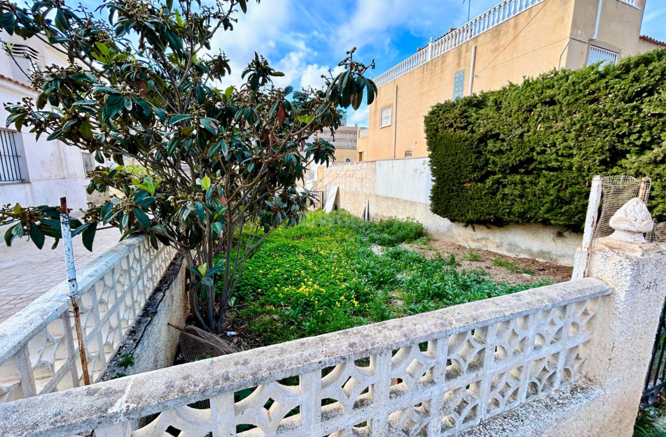 Resale - Plot / Land - Torrevieja - Costa Blanca