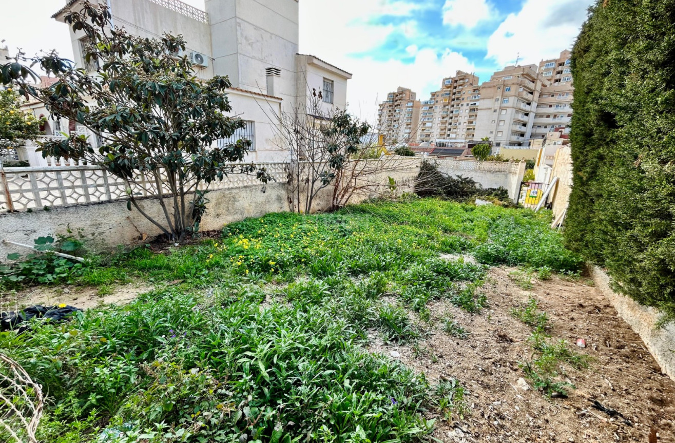 Resale - Plot / Land - Torrevieja - Costa Blanca