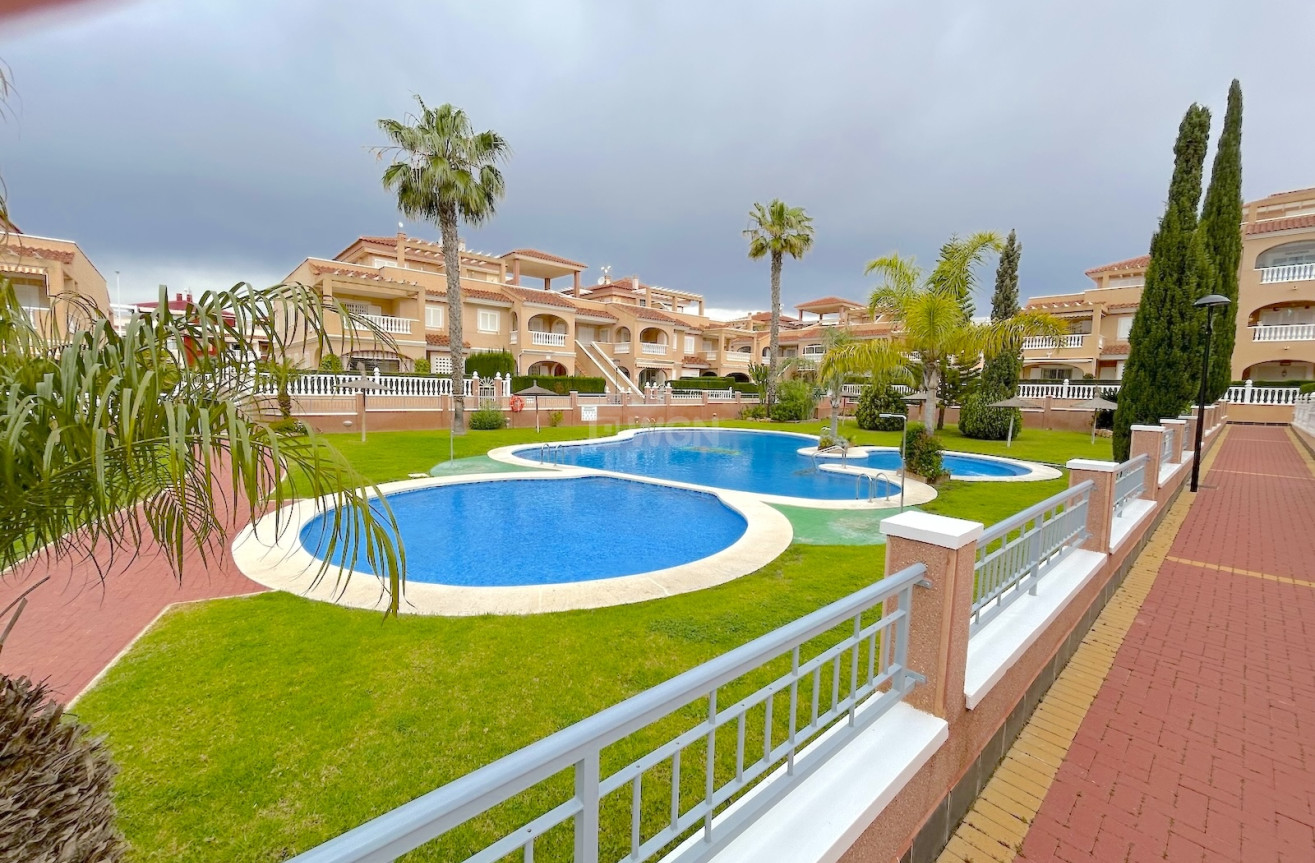 Wiederverkauf - Wohnung - La Zenia - Costa Blanca