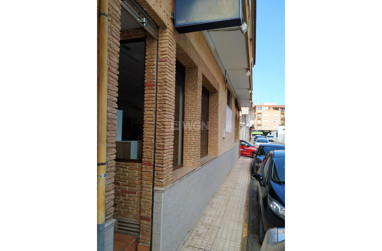 Resale - Commercial - Pilar de la Horadada