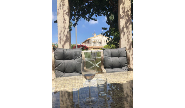 Wiederverkauf - Villa - Orihuela Costa