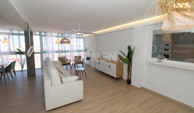 Resale - Penthouse - Lo Pagan - Villananitos