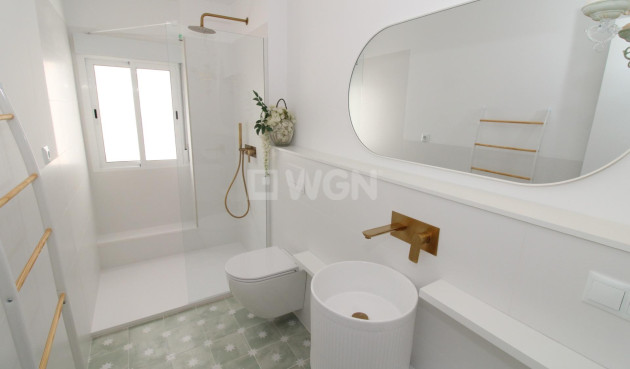 Resale - Penthouse - Lo Pagan - Villananitos