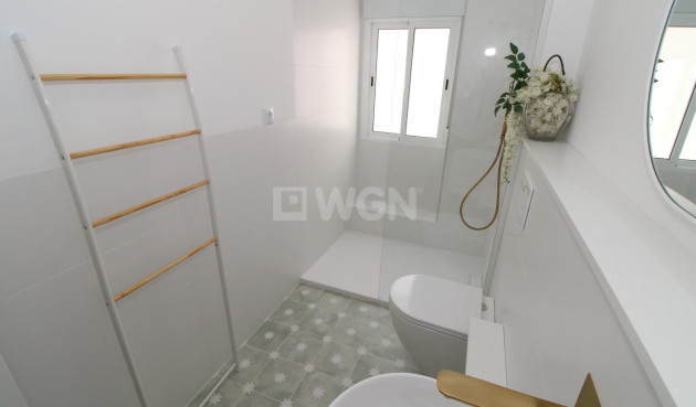 Resale - Penthouse - Lo Pagan - Villananitos