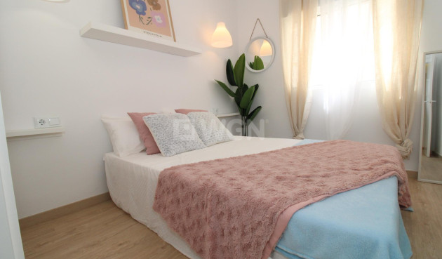 Resale - Penthouse - Lo Pagan - Villananitos