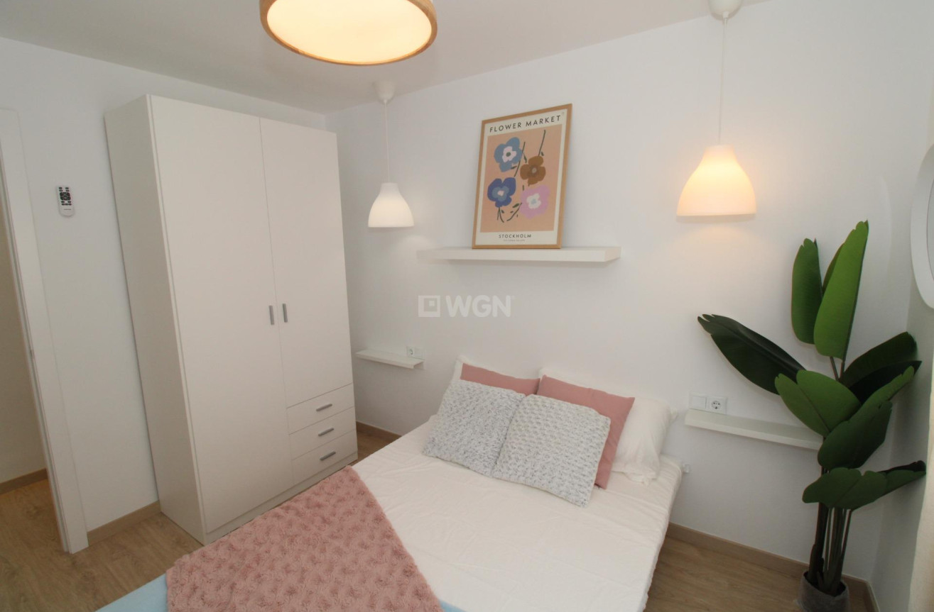 Resale - Penthouse - Lo Pagan - Villananitos