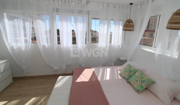 Resale - Penthouse - Lo Pagan - Villananitos