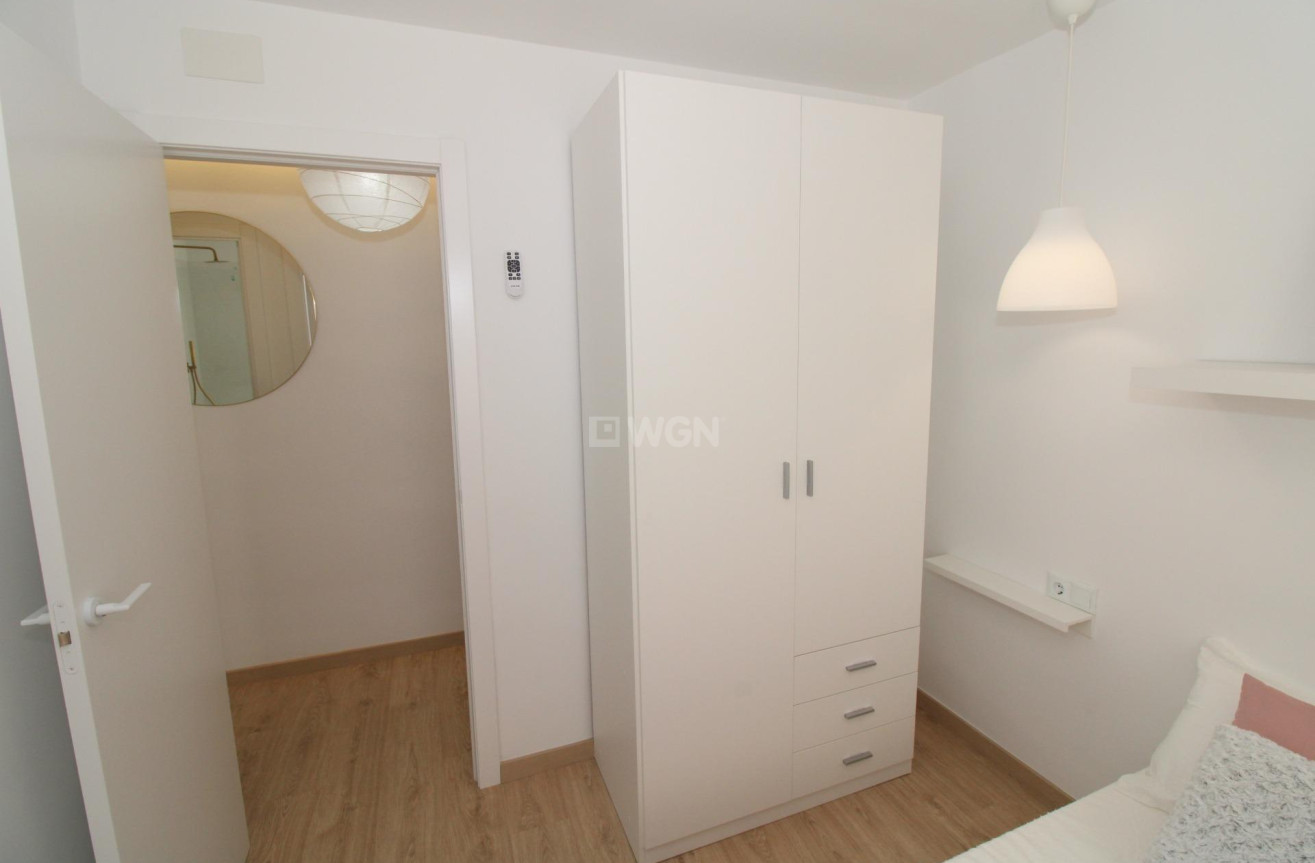 Resale - Penthouse - Lo Pagan - Villananitos