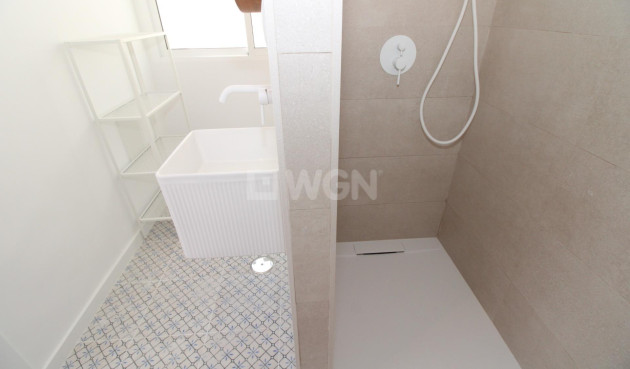 Resale - Penthouse - Lo Pagan - Villananitos