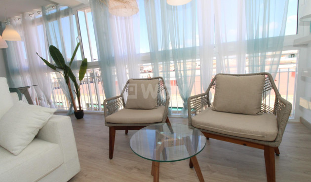 Resale - Penthouse - Lo Pagan - Villananitos