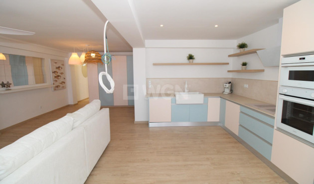 Resale - Penthouse - Lo Pagan - Villananitos