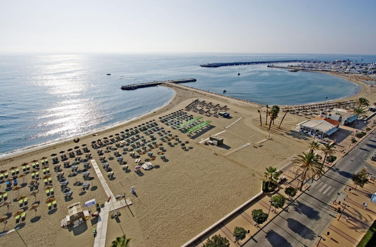 Nowy budynek - Daszek - Mijas - Hipódromo Costa del Sol