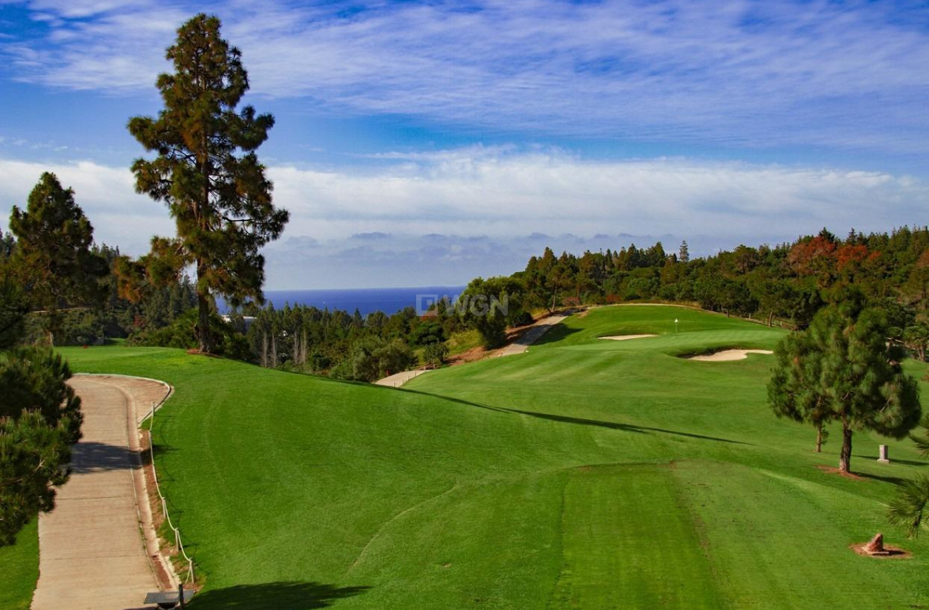 Nowy budynek - Daszek - Mijas - Hipódromo Costa del Sol