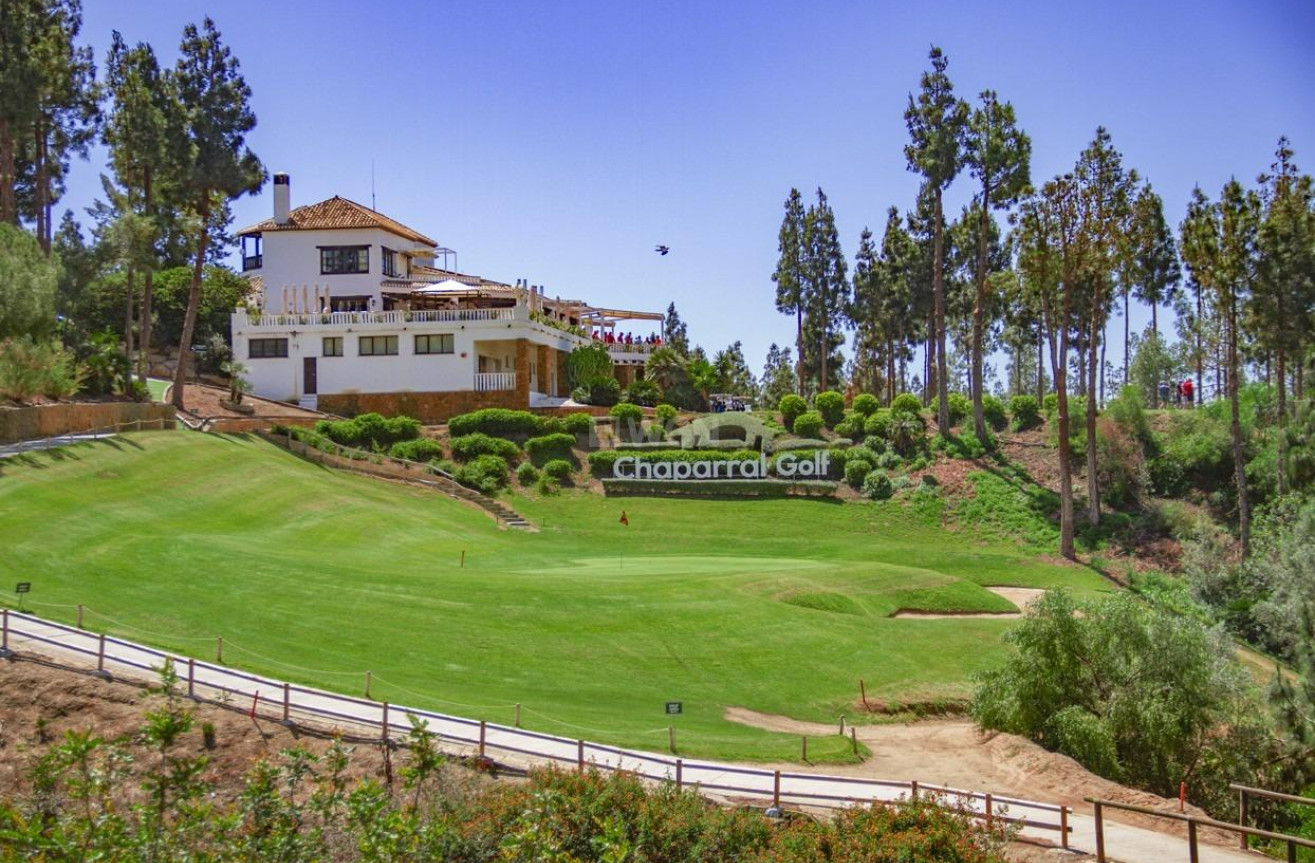 Nowy budynek - Daszek - Mijas - Hipódromo Costa del Sol