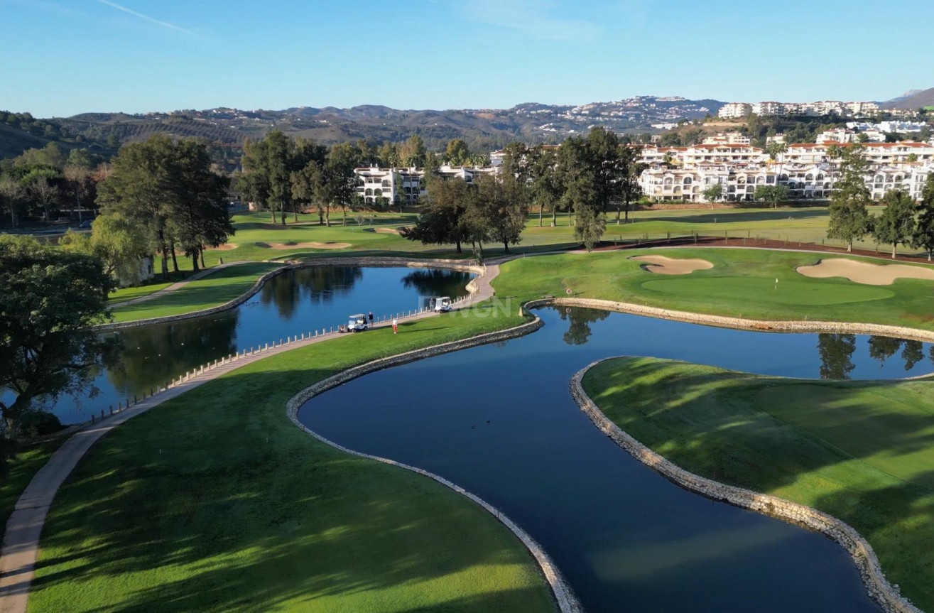 Nowy budynek - Daszek - Mijas - Hipódromo Costa del Sol