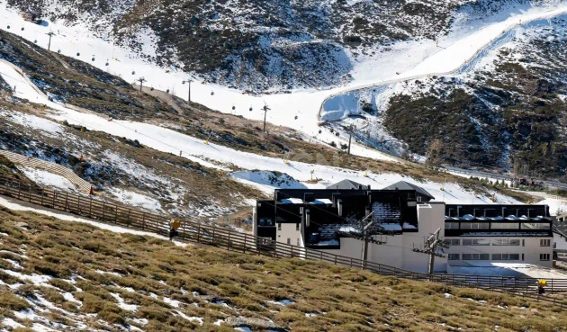 Nowy budynek - Mieszkanie w bloku - Monachil - Sierra Nevada