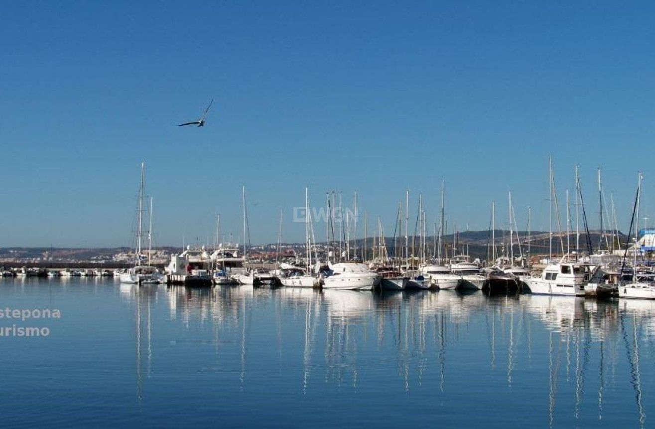 Nowy budynek - Mieszkanie w bloku - Estepona - Playa de La Rada