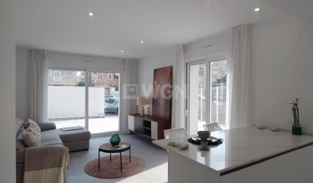 Resale - Apartment / flat - Torrevieja - Torreblanca
