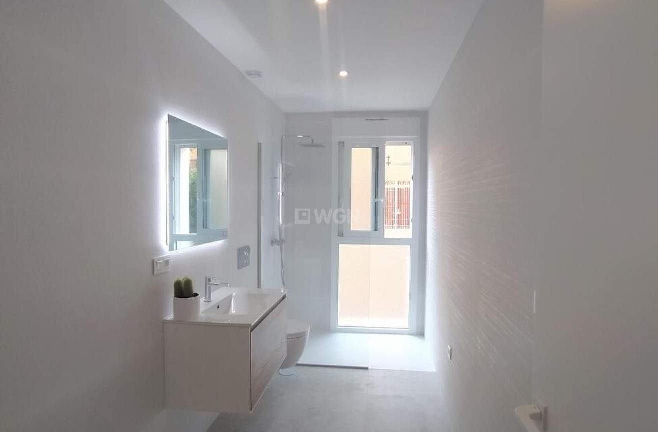 Resale - Apartment / flat - Torrevieja - Torreblanca