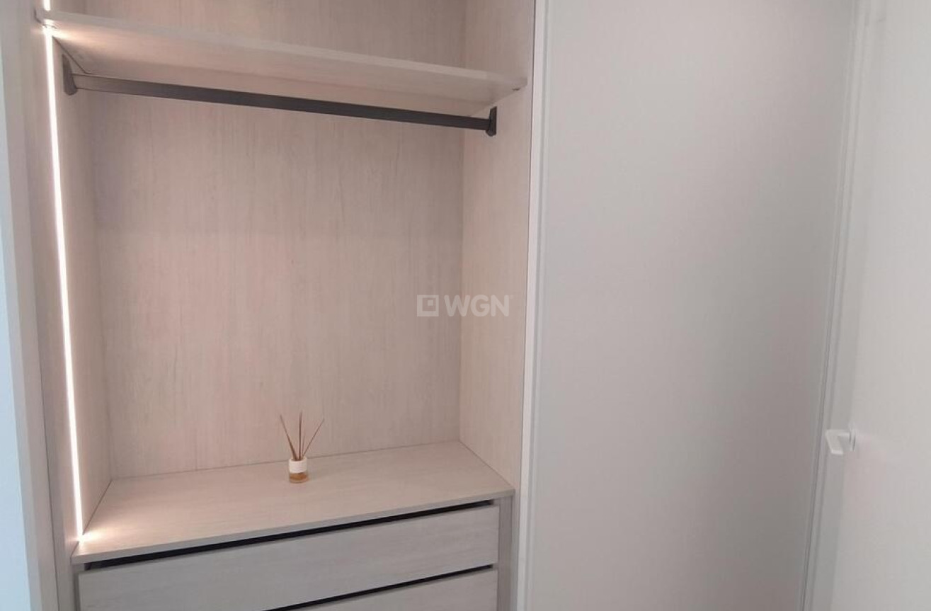 Resale - Apartment / flat - Torrevieja - Torreblanca