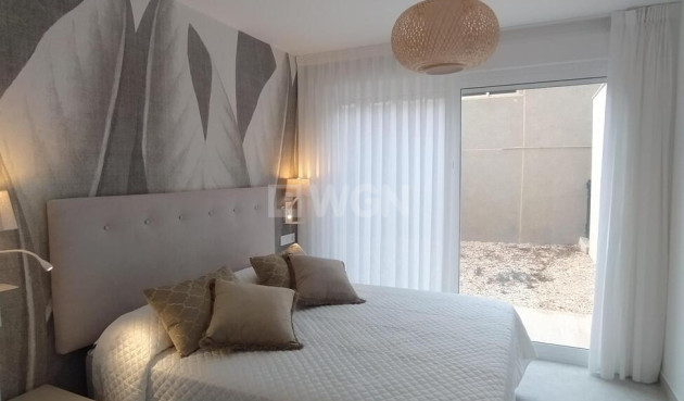 Resale - Apartment / flat - Torrevieja - Torreblanca