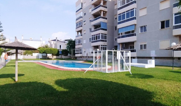 Resale - Apartment / flat - Torrevieja - Torreblanca