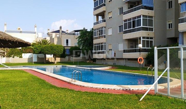 Resale - Apartment / flat - Torrevieja - Torreblanca