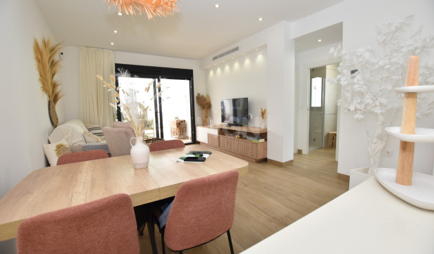 Odsprzedaż - Mieszkanie w bloku - Torrevieja - Costa Blanca