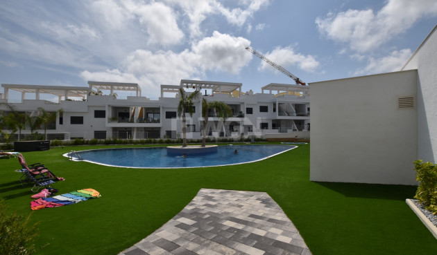Odsprzedaż - Mieszkanie w bloku - Torrevieja - Costa Blanca