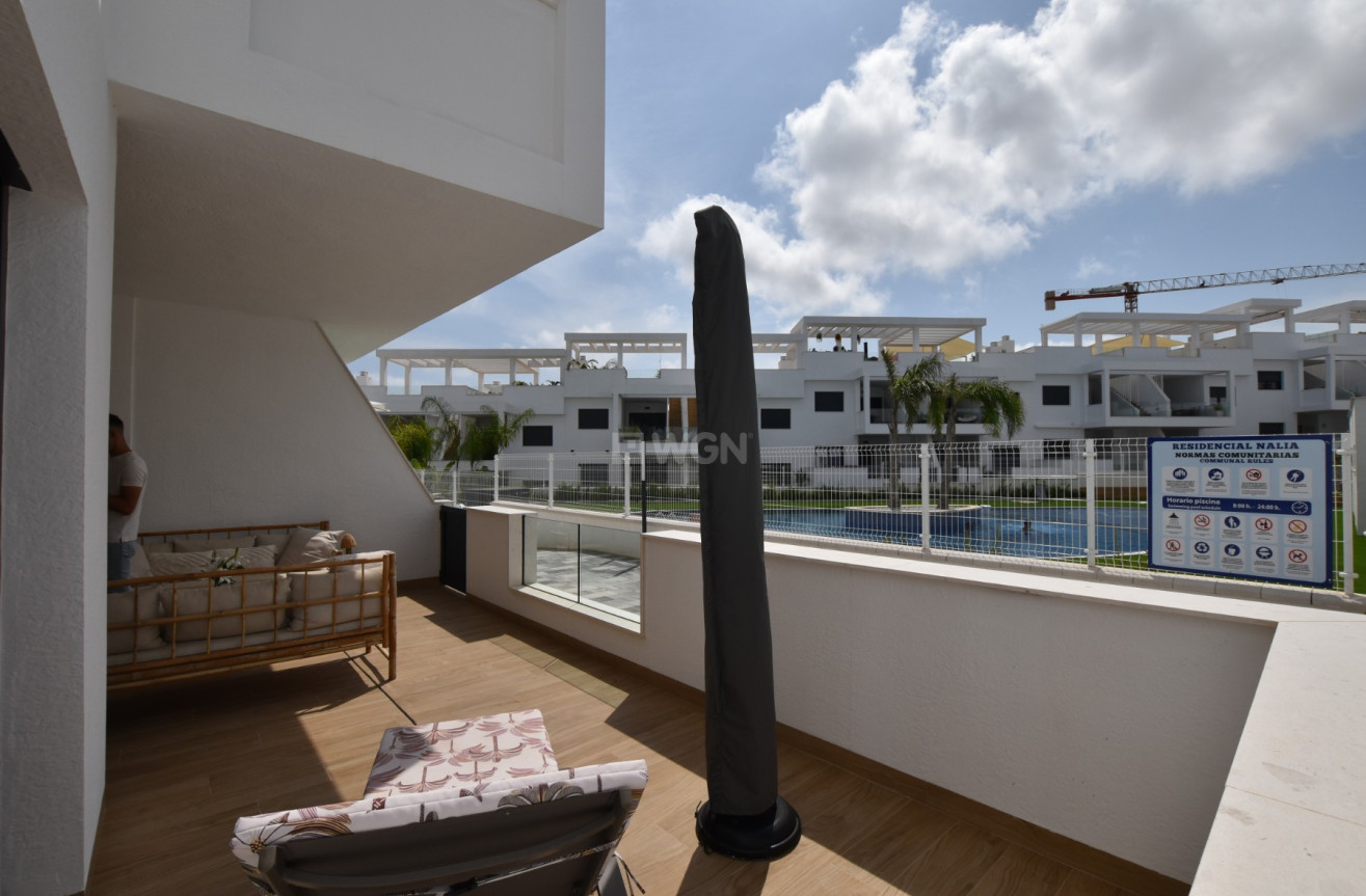 Odsprzedaż - Mieszkanie w bloku - Torrevieja - Costa Blanca