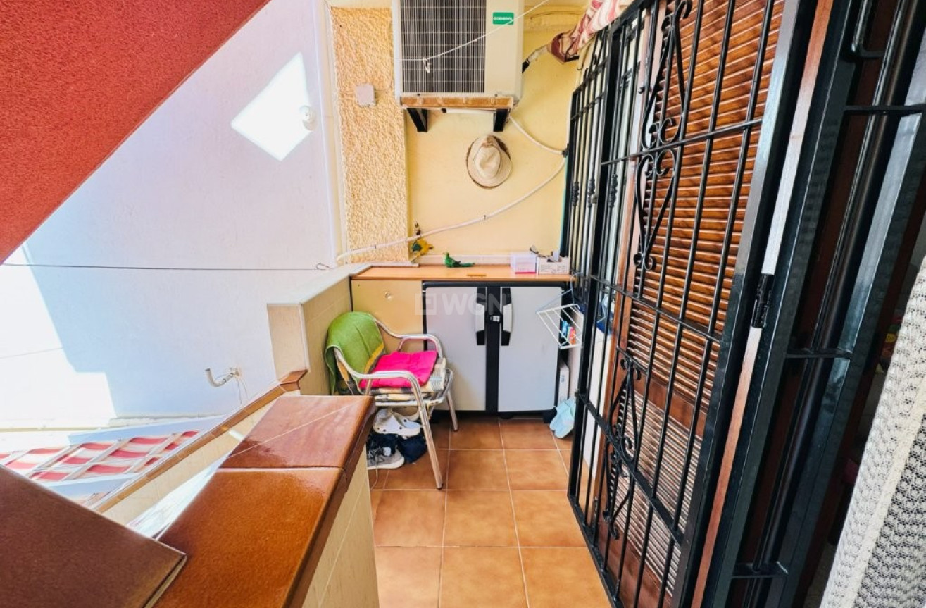 Resale - Apartment / flat - La Mata - Costa Blanca