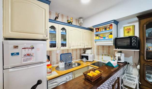 Resale - Apartment / flat - La Mata - Costa Blanca