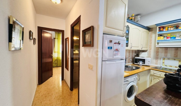 Resale - Apartment / flat - La Mata - Costa Blanca