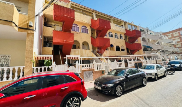 Resale - Apartment / flat - La Mata - Costa Blanca