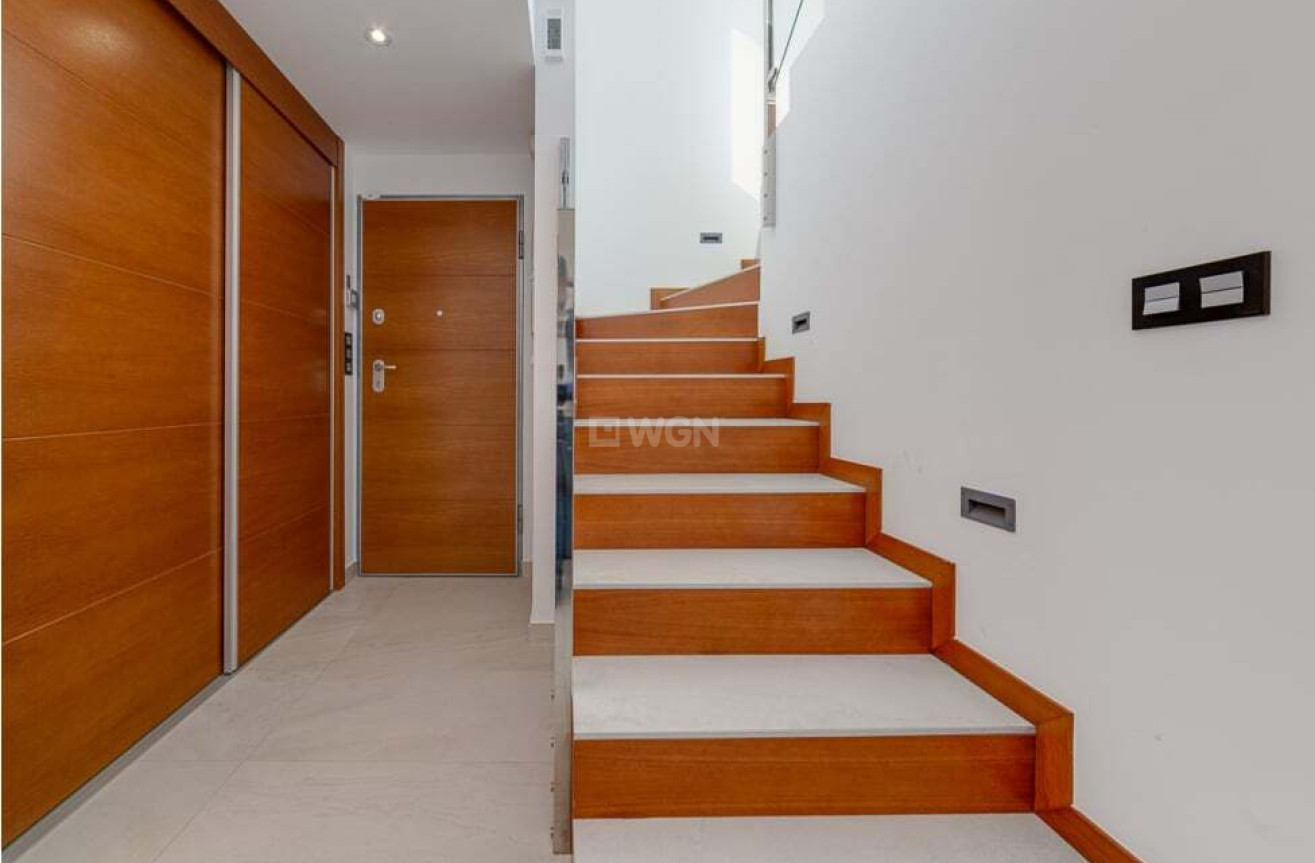 Resale - Villa - El Raso - Guardamar del Segura