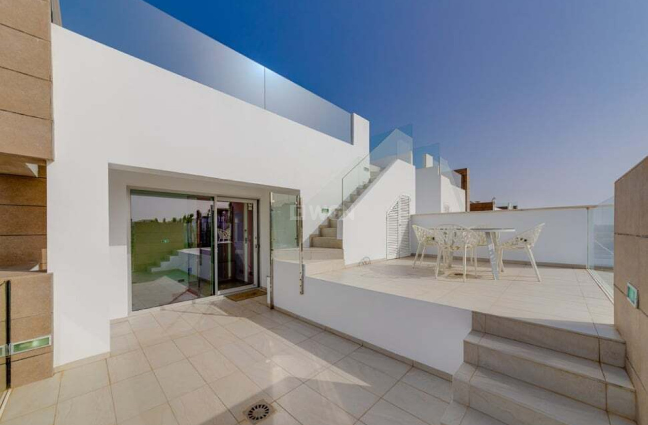 Resale - Villa - El Raso - Guardamar del Segura