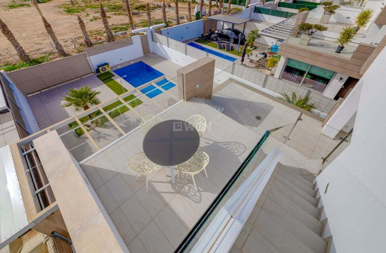 Resale - Villa - El Raso - Guardamar del Segura