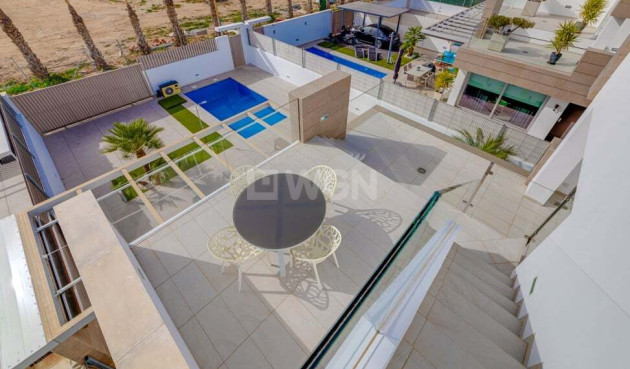 Resale - Villa - El Raso - Guardamar del Segura