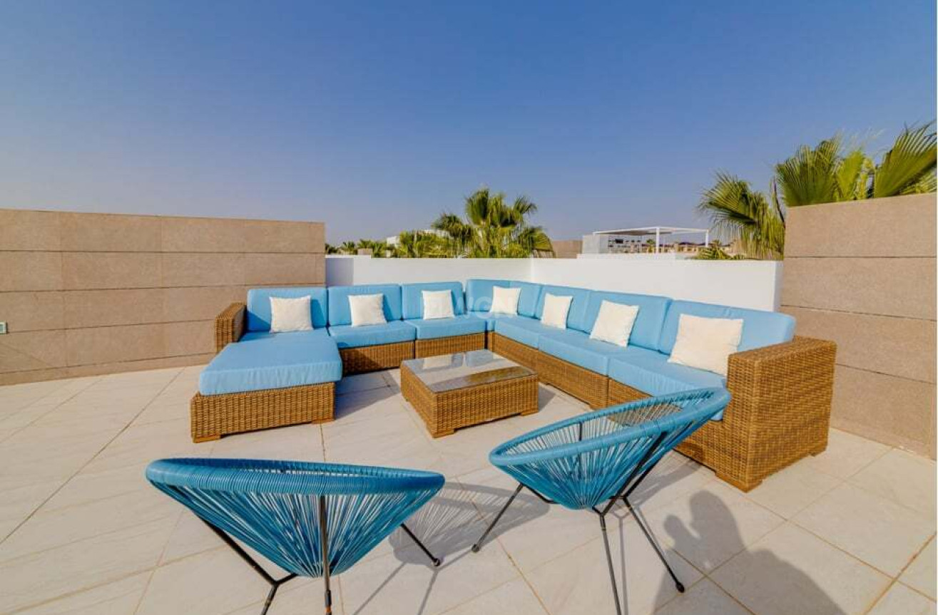 Resale - Villa - El Raso - Guardamar del Segura