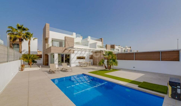 Resale - Villa - El Raso - Guardamar del Segura