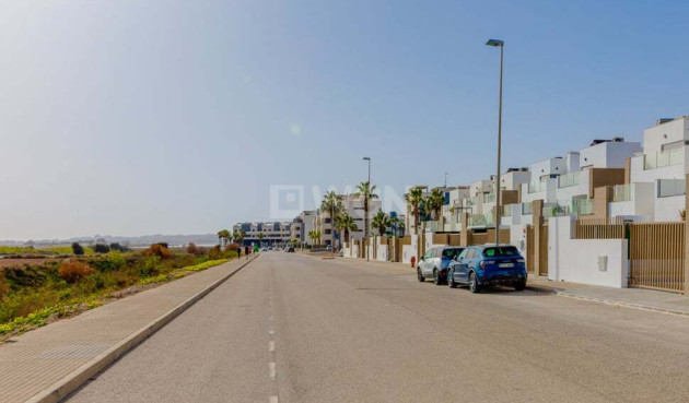 Resale - Villa - El Raso - Guardamar del Segura