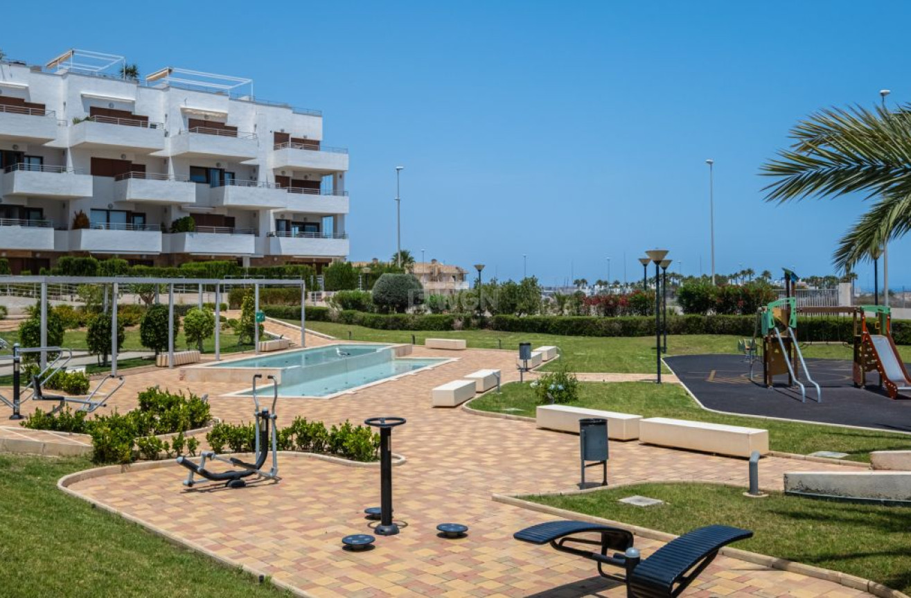 Wiederverkauf - Wohnung - Orihuela Costa - Costa Blanca