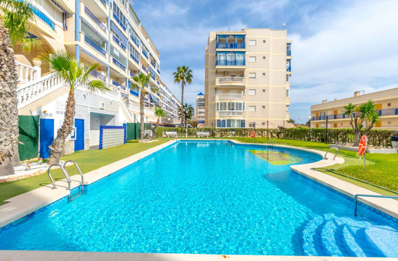 Resale - Apartment / flat - Arenales del Sol - Costa Blanca