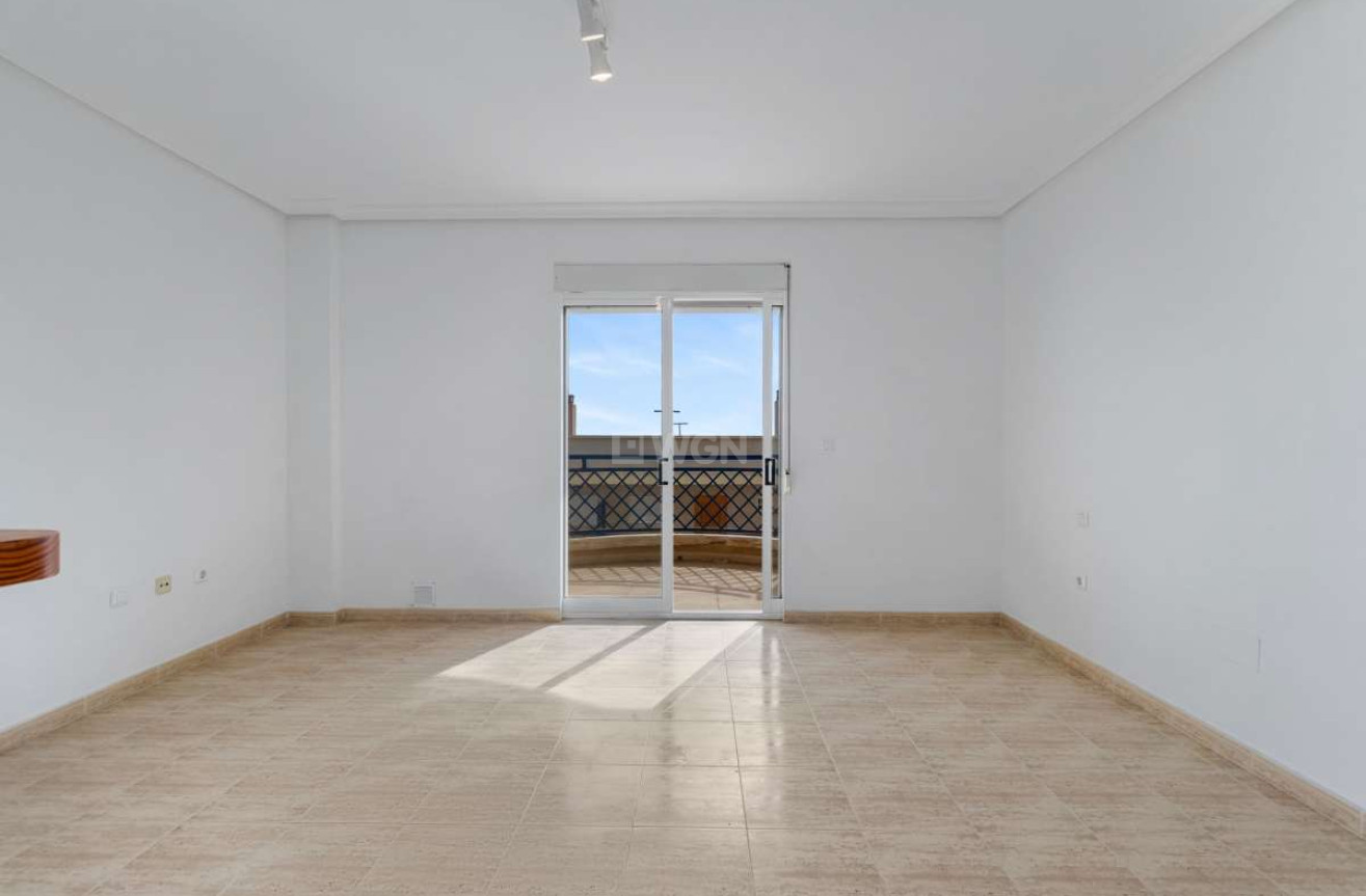 Resale - Apartment / flat - Arenales del Sol - Costa Blanca