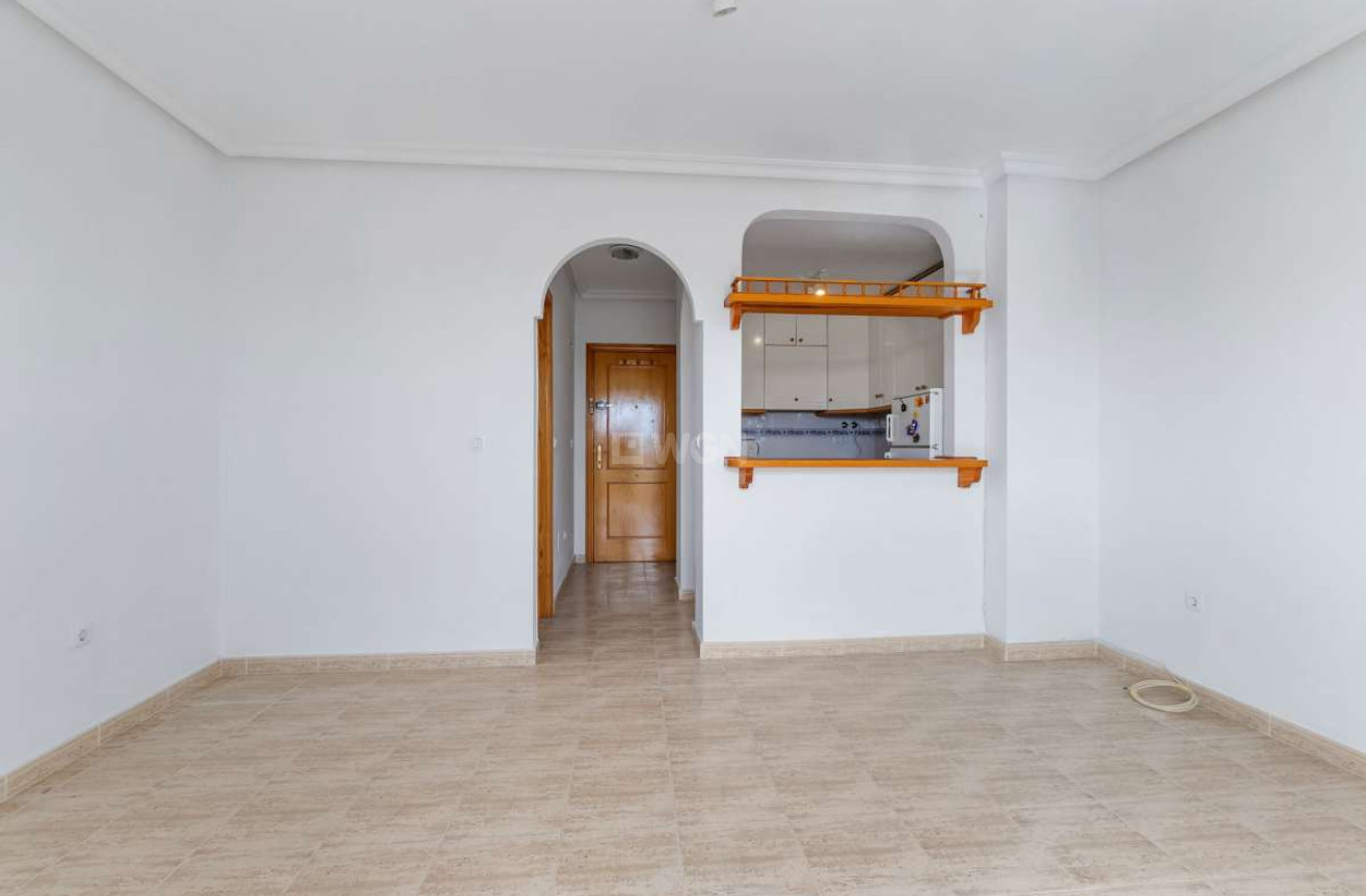 Resale - Apartment / flat - Arenales del Sol - Costa Blanca