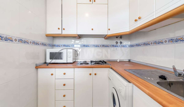 Resale - Apartment / flat - Arenales del Sol - Costa Blanca