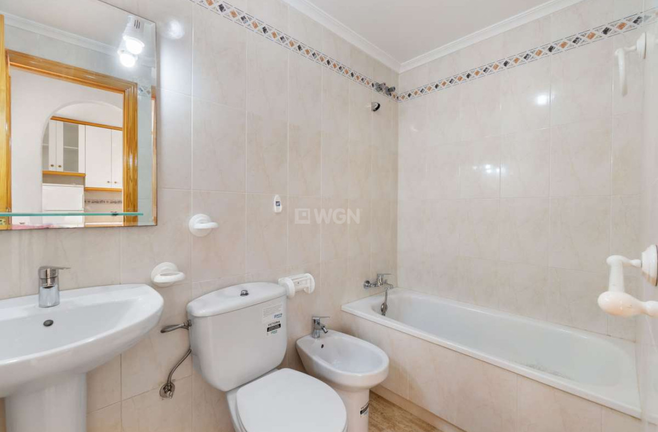 Resale - Apartment / flat - Arenales del Sol - Costa Blanca