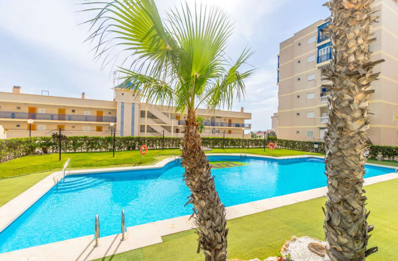 Resale - Apartment / flat - Arenales del Sol - Costa Blanca